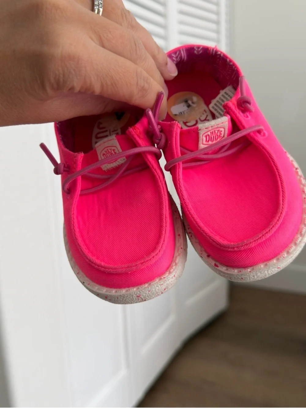 Hey Dude Wendy Slip On Shoes Bright Neon Pink Color Size 7C Toddler Girl